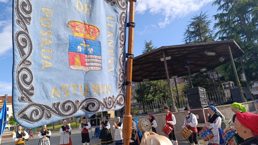Gaitas y folk para celebrar el Día de Les Lletres en Llanera, con La Madreña, Fonte Fuécara y Corquiéu
