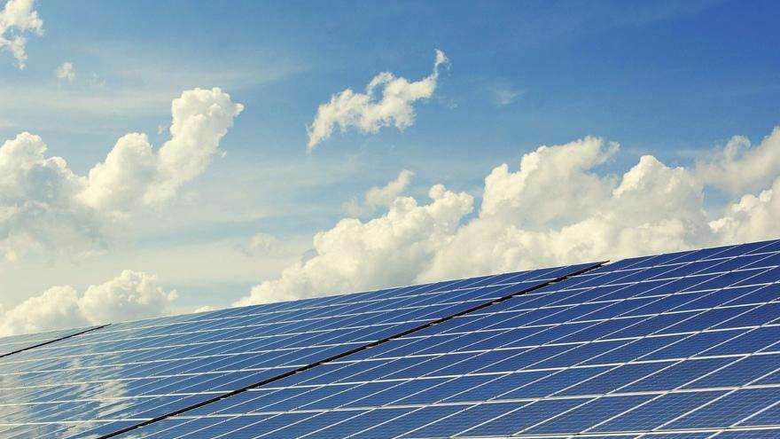 La energía fotovoltaica, bajo la lupa tras el apagón, registra un auge «histórico» en España (pero no es tan estable…)