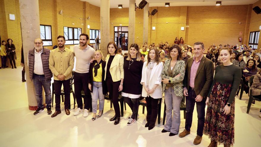 Los olímpicos Saúl Craviotto y Rodrigo Germade vuelven al colegio en Gijón: «Son referentes para toda la sociedad»