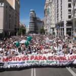 Miles de ciudadanos marchan por Madrid en defensa de la sanidad pública: «Es un derecho de todos»