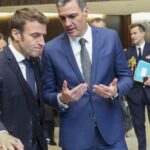 El Congreso tumba el tratado de amistad que permitía la presencia del Gobierno francés en el Consejo de Ministros