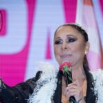 Estos son los dos colaboradores de La familia de la tele que han sido demandados por Isabel Pantoja en su macrodemanda (y una conocida amiga)