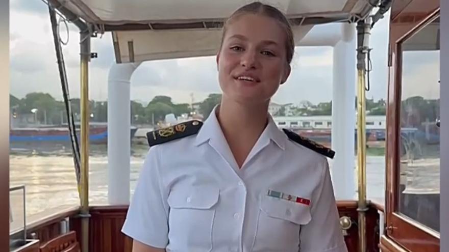 La princesa Leonor felicita a su hermana Sofía tras su graduación: «Estoy muy orgullosa de ti»