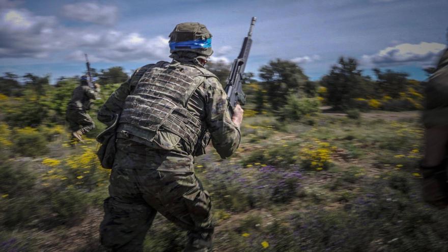 El Ejército adiestra en Girona en tácticas de combate a la élite de la defensa ucraniana