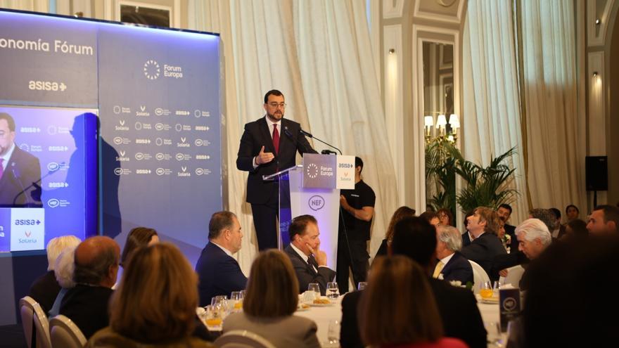Adrián Barbón reafirma en Madrid su compromiso con Asturias: «Mi destino está en el Principado y en las elecciones de mayo del 27»