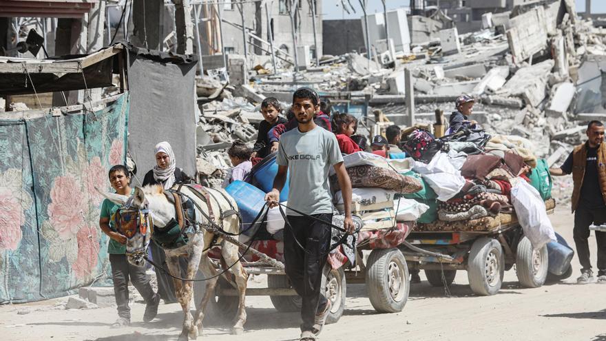 Israel castiga a Gaza con nuevos ataques que elevan a más de 300 los muertos desde el miércoles