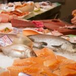 ¿Por qué es importante que tomemos vitamina B12? ¿En qué alimentos la podemos encontrar?