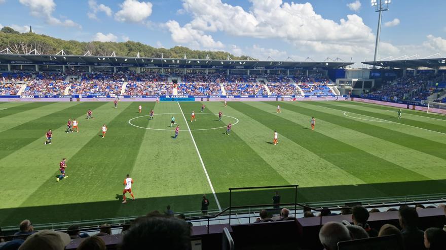El Oviedo de Paunovic es el coco: victoria en Huesca que relanza las opciones al ascenso directo (1-2)