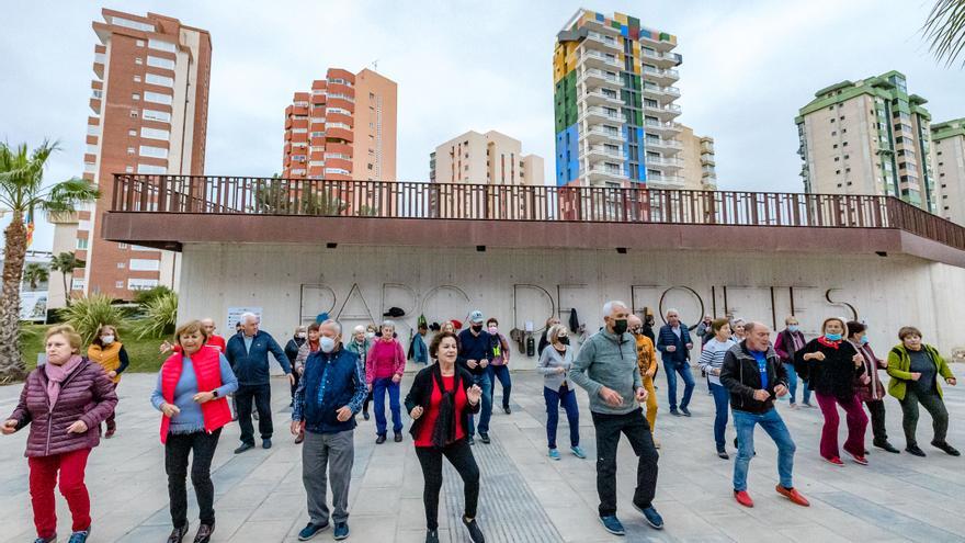 La perversión del Imserso en Alicante: cuando es más rentable alojar una mascota que a una persona