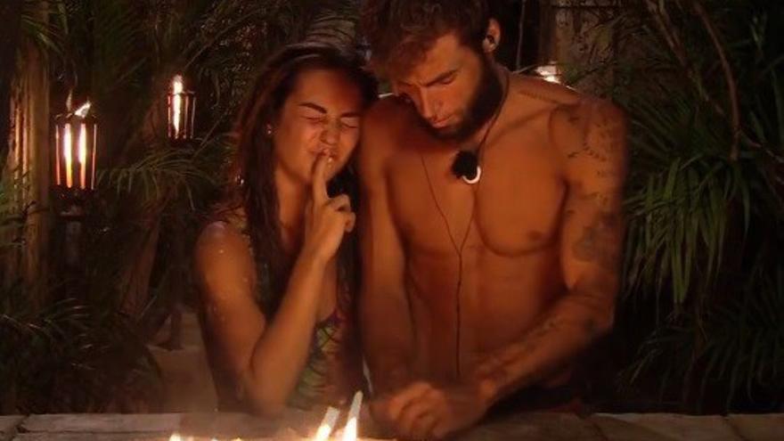 Anita y Montoya se llevan la sorpresa de sus vidas en Supervivientes: «Podemos llamar al niño…»
