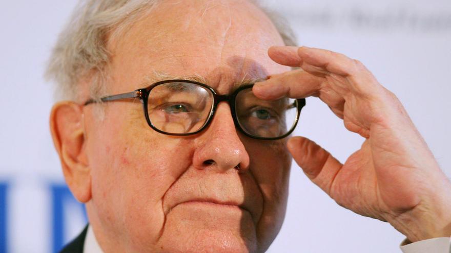 Warren Buffet anuncia que deja la dirección de Berkshire Hathaway al finalizar el año