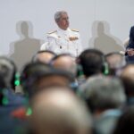 Los ejércitos consiguen reclutar, pero pierden la batalla de la retención de talento, según los jefes de los estados mayores