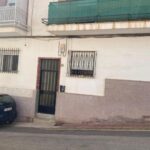 Mata de una cuchillada en el corazón a un joven por una deuda de 15 euros en Cartagena
