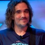 El cantante de ‘La ruleta de la suerte’ se pronuncia con dureza sobre las críticas: «Hubiera matado a personas el día que mi hija me llamó llorando”