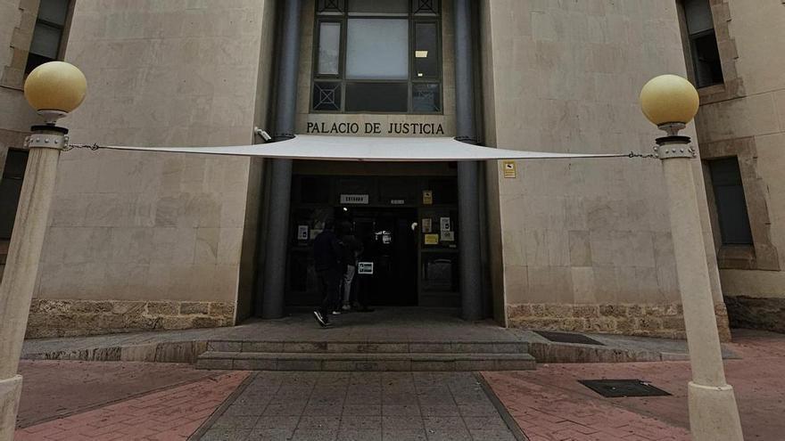 Dos detenidos por agredir sexualmente a una menor en un garaje de Alicante