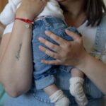 Las mujeres encabezan ocho de cada 10 hogares monoparentales