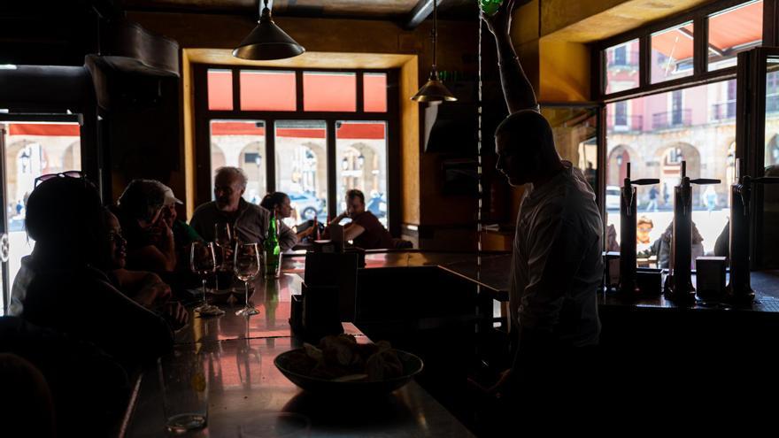 Un 52,4% de los españoles reconoce que el apagón le afectó «mucho o bastante», según el CIS