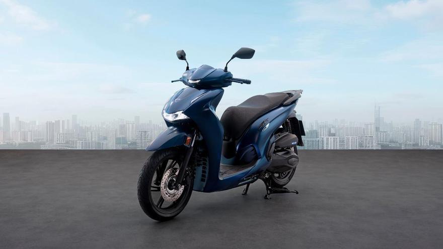 Honda SH350i, renovación inteligente para un referente