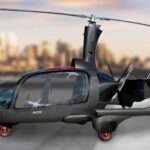 La primera ambulancia aérea medicalizada emprende el vuelo en la Región