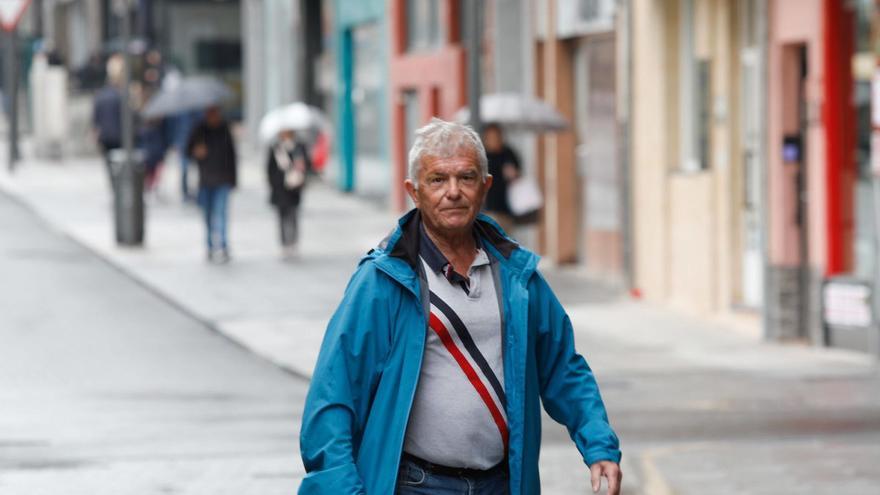 Juanjo de la Roz: «Éramos felices y había muchas necesidades»
