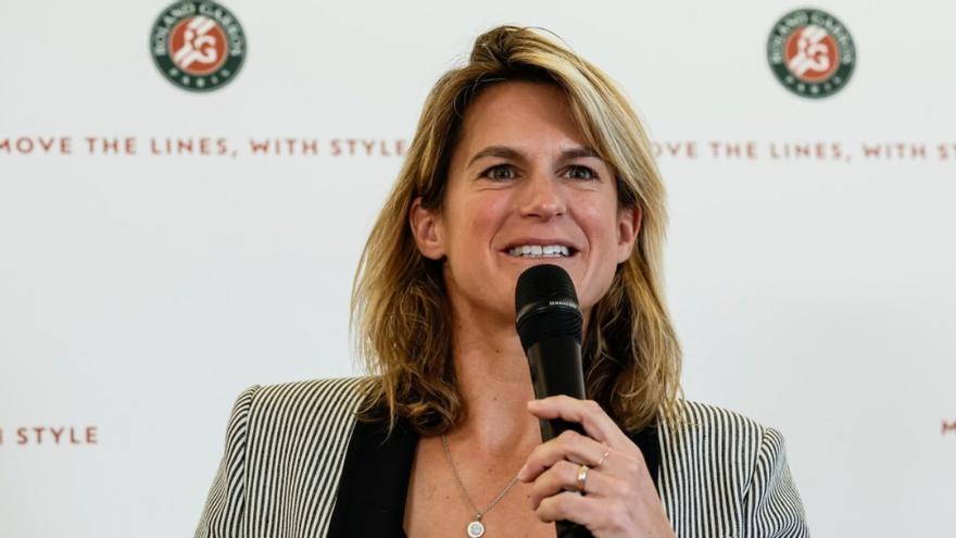 «No es una cuestión de nivel»; Mauresmo defiende la ausencia de partidos femeninos en la sesión nocturna