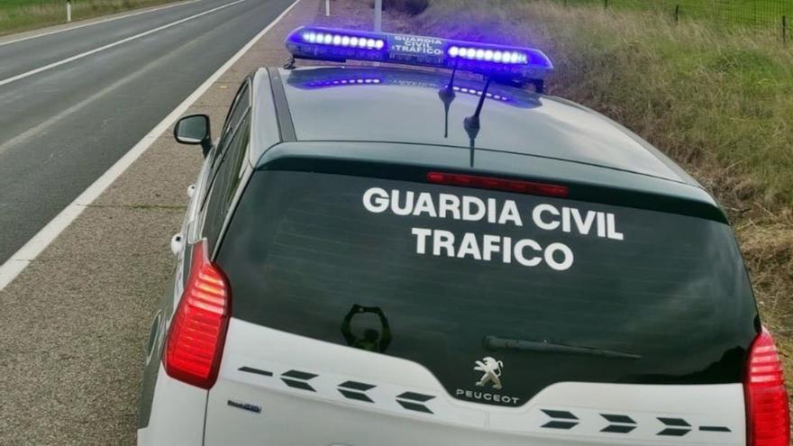 Cuatro muertos en un choque frontal entre dos vehículos  en Cáceres