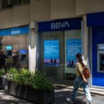 Las reacciones a las condiciones del Gobierno para la OPA del BBVA al Sabadell: el Principado valora los requisitos