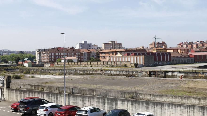 El Ayuntamiento solicita al Puerto y a la Abogacía su informe sobre Naval Gijón