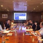 El Ayuntamiento de Gijón y el Puerto, sin pacto por Naval en la víspera de llevar la franja a juicio
