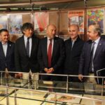 Día de América en Asturias, y viceversa: la exposición en Oviedo que rinde tributo a quienes cruzaron «el charco»