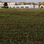 El PP se encara con Foro por el plan de la playa verde y el reparto de personal