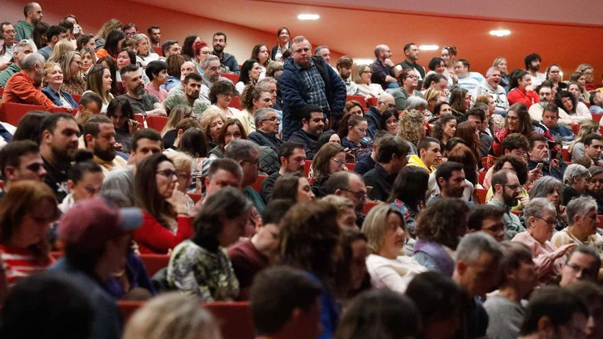 El director del Niemeyer, a los diputados regionales: «El Centro es un modelo de autofinanciación absoluto»