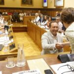 Un Pleno con mucha carga política: más policía para Cimavilla, pancartas, Gaza y sin plataforma única para Munuza