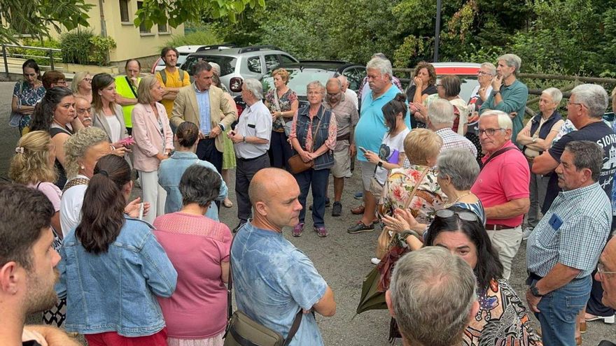Los vecinos exigen medidas ante la falta de médicos en Las Caldas: «No podemos seguir así»