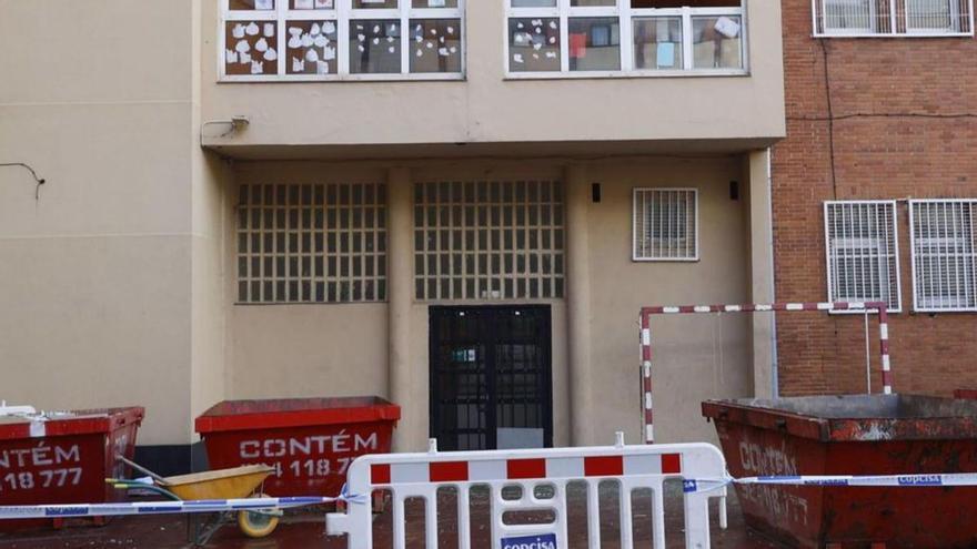 Las familias plantan cara ante el «desahucio» de Los Campos