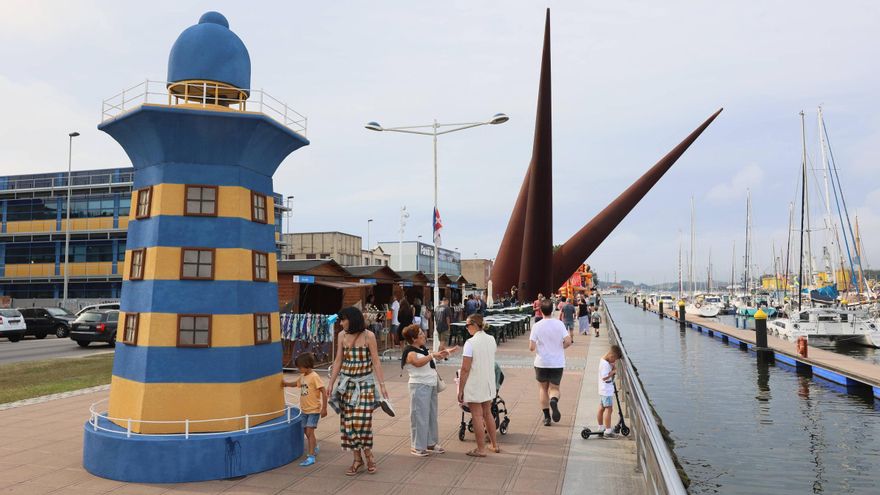 Una quincena «excepcional» con lleno hotelero y «ganas de fiesta» en Avilés: así se presentan las jornadas centrales del verano