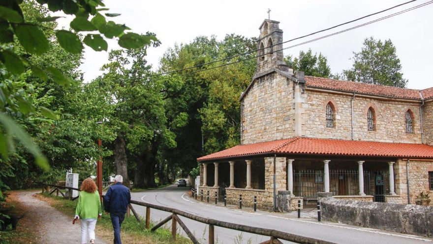 Una plaga de termitas amenaza la iglesia de San Salvador de Deva en Gijón: «Las vigas están comidas»