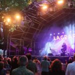 Rocambolesca polémica en Castrillón: el Ayuntamiento denuncia a una empresa por alquilar sin permiso su escenario al festival La Grapa de Avilés