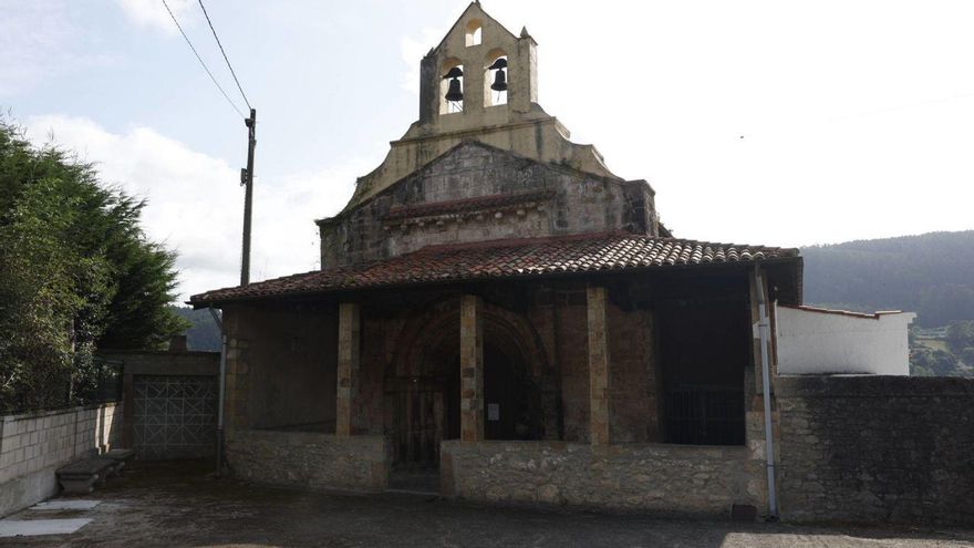 El deterioro en las iglesias de la zona rural de Gijón inquieta a los párrocos: «Pueden caer»