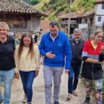 Solo tres incendios permanecen activos en Asturias y continúan la tareas de control