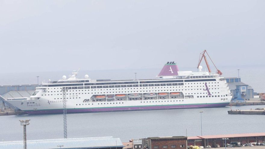 El turismo de cruceros en Gijón, al alza gracias a la llegada de megabuques a la ciudad