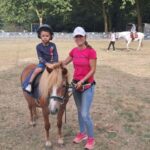 Los pequeños se divierten a caballo: así fue la penúltima jornada en el pabellón de La Magdalena