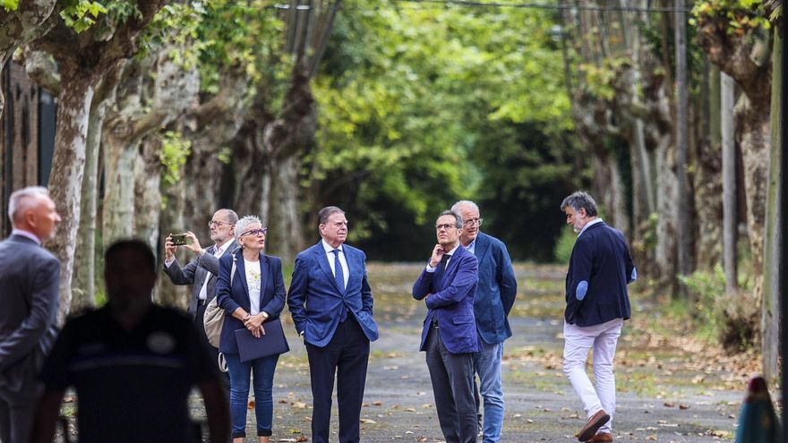 EN IMÁGENES: El Principado y el Ayuntamiento de Oviedo ya trabajan mano a mano por la Agencia de Salud
