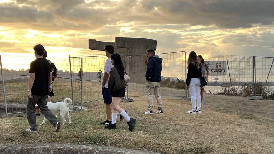 El «Elogio del horizonte» se cerrará al menos otros dos meses para regenerar su zona verde
