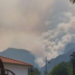 La UME regresa a Asturias al rebrotar los fuegos en el suroccidente: el viento sur reaviva los fuegos de Degaña, Cangas del Narcea y Somiedo