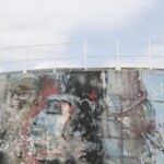 Los grafitis deslucen los murales de Gijón