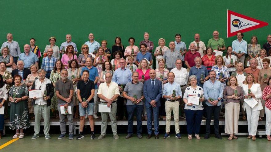 El «honor» de pertenecer al Grupo Covadonga: la entidad distingue a 745 socios