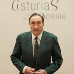 Entrega de la distinción de Embajador del Sella a Graciano García, director emérito de la Fundación Princesa de Asturias