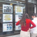 Este es el esfuerzo de un mileurista en Avilés para pagar el alquiler (y se lleva buena parte de su salario)