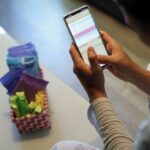 Así funciona la app española para avisar de forma anónima a tus contactos sexuales si tienes una ITS